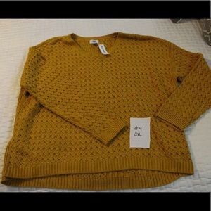 Old Navy sweater